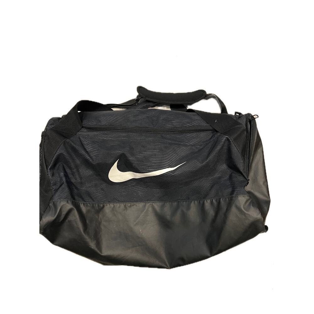 Nike Brasilia Training Duffel Bag Small 41L Striped Black
